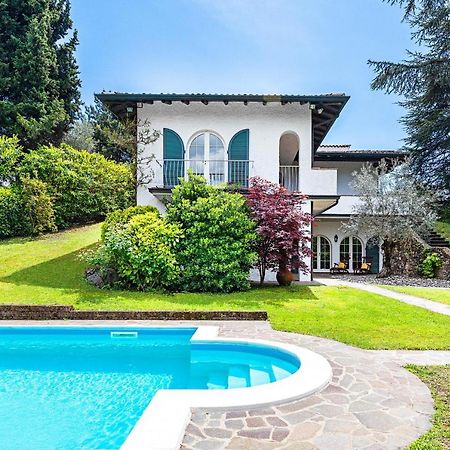 Villa Costanza Con Piscina By Wonderful Italy Паденге-суль-Гарда Экстерьер фото